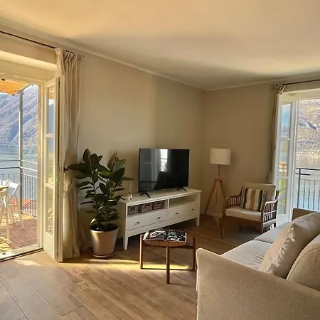 Il Noce Lake View Apartment Lezzeno Exterior photo